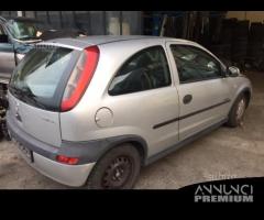 Ricambi Opel Corsa 2003 3 porte colori vari