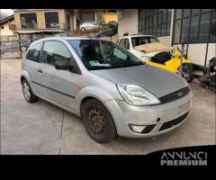 Ricambi Ford Fiesta 3 porte da 2003 colori vari