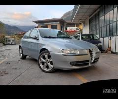 Ricambi Alfa 147 2002 2006 5 porte colori vari