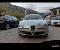 Ricambi Alfa 147 2002 2006 5 porte colori vari