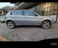 Ricambi Alfa 147 2002 2006 5 porte colori vari - 8