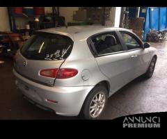 Ricambi Alfa 147 2002 2006 5 porte colori vari - 10