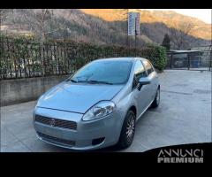 Ricambi Fiat Grande Punto 5 e 3 porte vari colori