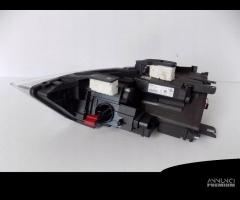 Audi Q3 Faro allo xeno destra - 2493 - 7