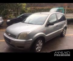 Ricambi Ford Fusion 2004 grigio medio e chiaro