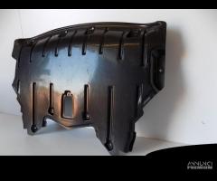 BMW X5 E70 - Copertura sotto il paraurti - 11294 - 1