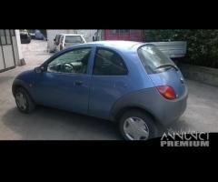 Ricambi carrozzeria Ford Ka 2002 colori vari