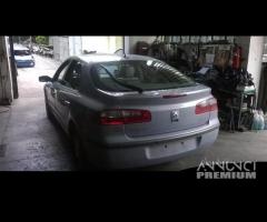 Ricambi Renault Laguna berlina 2001 colore B65