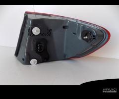 BMW 5 F10 LCI Faro posteriore a LED - Sinistro - 1 - 4