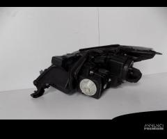 Lexus Lx 570 LCI - Faro anteriore Xenon R - 11018 - 6