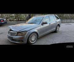 Ricambi Mercedes C220 SW 2008 2200cc CDI