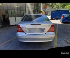 Ricambi Mercedes C 220 e C 270 anno 2001 berlina