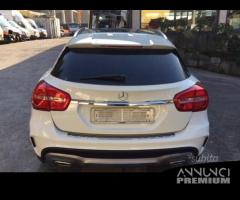 Ricambi Mercedes GLA 220 CDI 4MATIC 2014