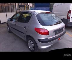 Ricambi Peugeot 206 2004 5 porte vari colori