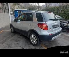 Ricambi Fiat Sedici 4x4 2010 grigio chiaro