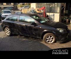 Ricambi carrozzeria Opel Astra GTC 2006 3 porte