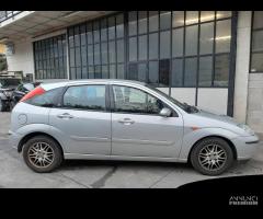 Ricambi Ford Focus anno 2002 5 porte e 3 porte - 8