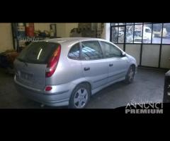 Ricambi carrozzeria Nissan Almera 2005 grigio ch