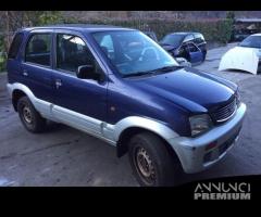 Ricambi Daihatsu Terios 1998 blu colori vari