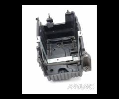 ALLOGGIO BATTERIA FORD Fiesta 7a Serie H1BB-10723-