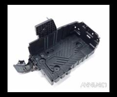 ALLOGGIO BATTERIA OPEL Corsa F Serie 9830928180 F