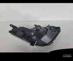 Toyota Yaris 3 LCI Faro H7 anteriore sinistro - 12 - 5