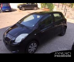 Ricambi Toyota Yaris 2008 5 porte vari colori