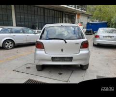 Ricambi Toyota Yaris da 1999 a 2005 5 porte - 6