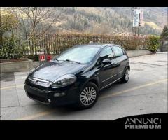 Ricambi Fiat Punto Evo 2010 5 porte nera e grigia