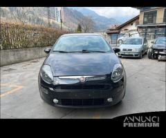 Ricambi Fiat Punto Evo 2010 5 porte nera e grigia