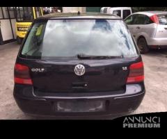 Ricambi VW Golf 2001 3 porte nera