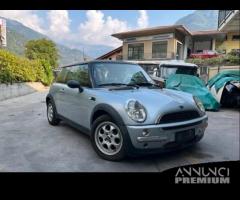 Ricambi Mini Cooper 2003 grigio chiaro e giallo