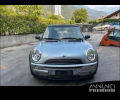 Ricambi Mini Cooper 2003 grigio chiaro e giallo