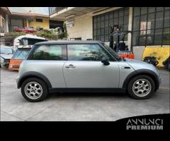 Ricambi Mini Cooper 2003 grigio chiaro e giallo - 8