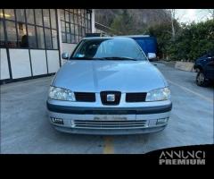 Ricambi Seat Ibiza 2001 3 porte grigio chiaro