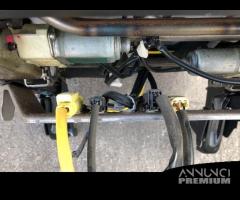 Sedili interni  pelle nera Citroen C Crosser 2009 - 23