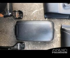 Sedili interni  pelle nera Citroen C Crosser 2009 - 26