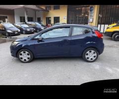 Ricambi Ford Fiesta 2009 3 porte grigio e blu