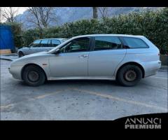 Ricambi Alfa Romeo 156 station wagon 2001 grigia