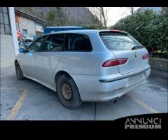 Ricambi Alfa Romeo 156 station wagon 2001 grigia