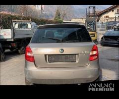 Ricambi Skoda Fabia 2011 beige 1200cc benzina