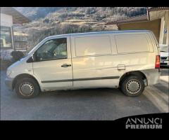 Ricambi Mercedes Vito 2001 2200 CDI grigio chiaro