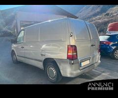 Ricambi Mercedes Vito 2001 2200 CDI grigio chiaro