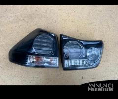 Faro posteriore sinistro Lexus RX 400h 2008