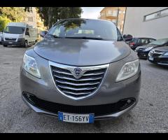 Lancia Ypsilon 0.9 TwinAir 85 CV 5 porte Metano Ec