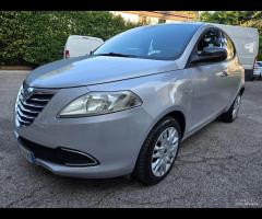 Lancia Ypsilon 1.3 MJT 16V 95 CV 5 porte S&S Plati