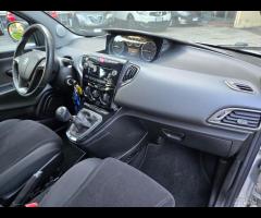 Lancia Ypsilon 1.3 MJT 16V 95 CV 5 porte S&S Plati - 24