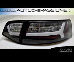 Coppia Fanali posteriori neri a led AUDI A6 4F