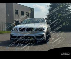 Paraurti anteriore tipo M4 CS BMW 3 Series E90 E91