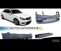 Kit Paraurti Anteriore W204 11 2014 C63 AMG look